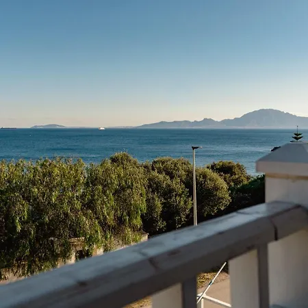 度假居 Increible De Madera Con Vistas Al Mar *