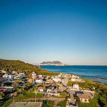 Increible De Madera Con Vistas Al Mar 度假居 阿尔赫西拉斯